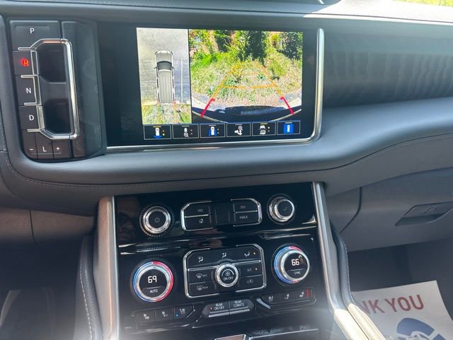 Used 2024 GMC Yukon Denali AWD/4WD image 12