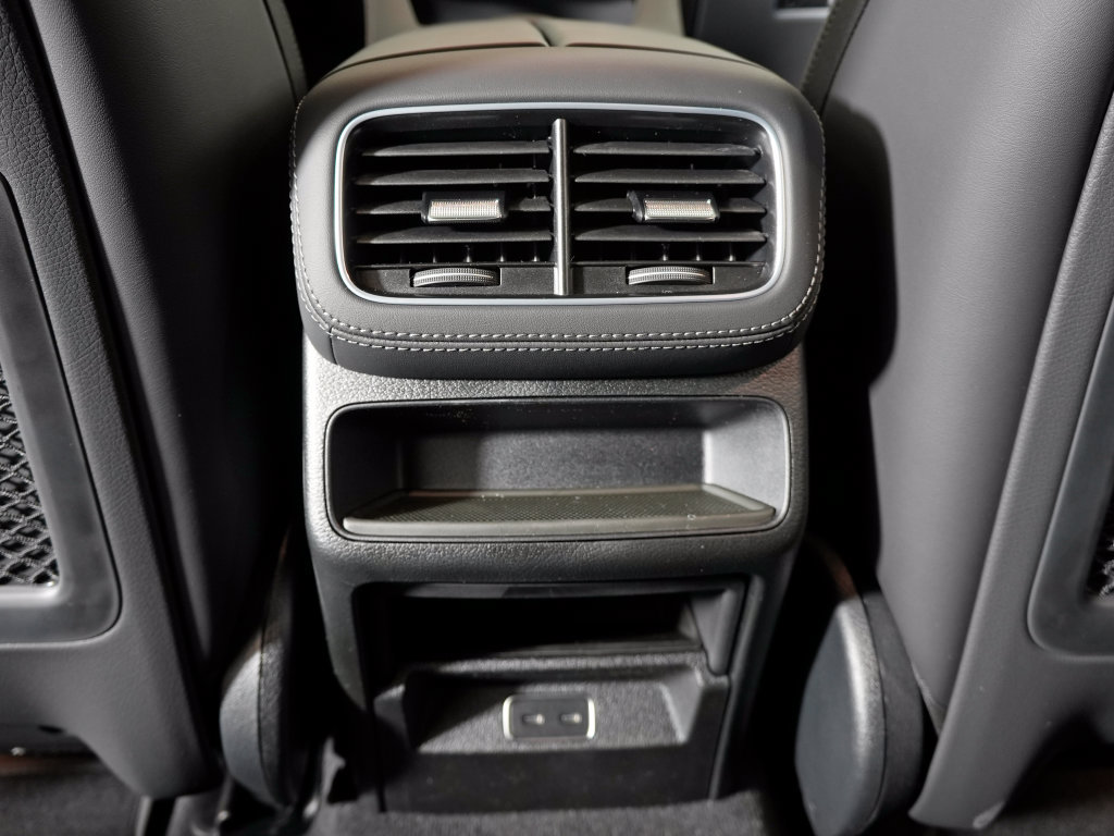 Certified 2026 Mercedes-Benz GLE 53 AMG 4MATIC Coupe image 31