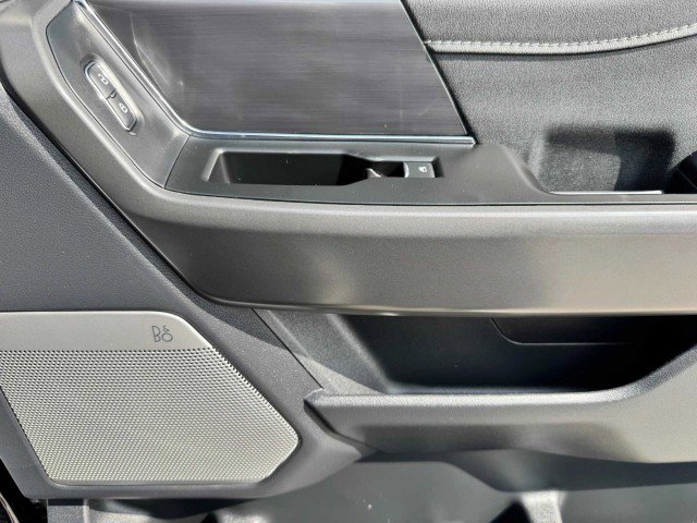 Used 2024 Ford F150 Lariat w/ FX4 Off-Road Package image 45