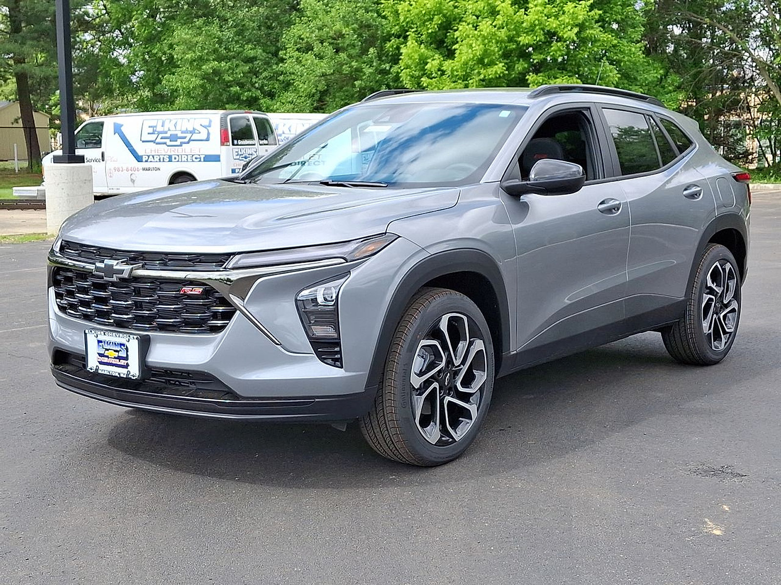New 2026 Chevrolet Trax RS w/ Sunroof Package FWD image 10