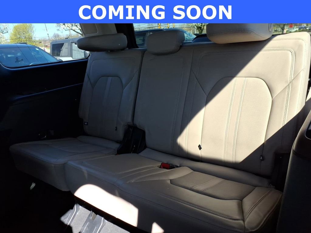 Used 2023 Ford Expedition Limited AWD/4WD image 13