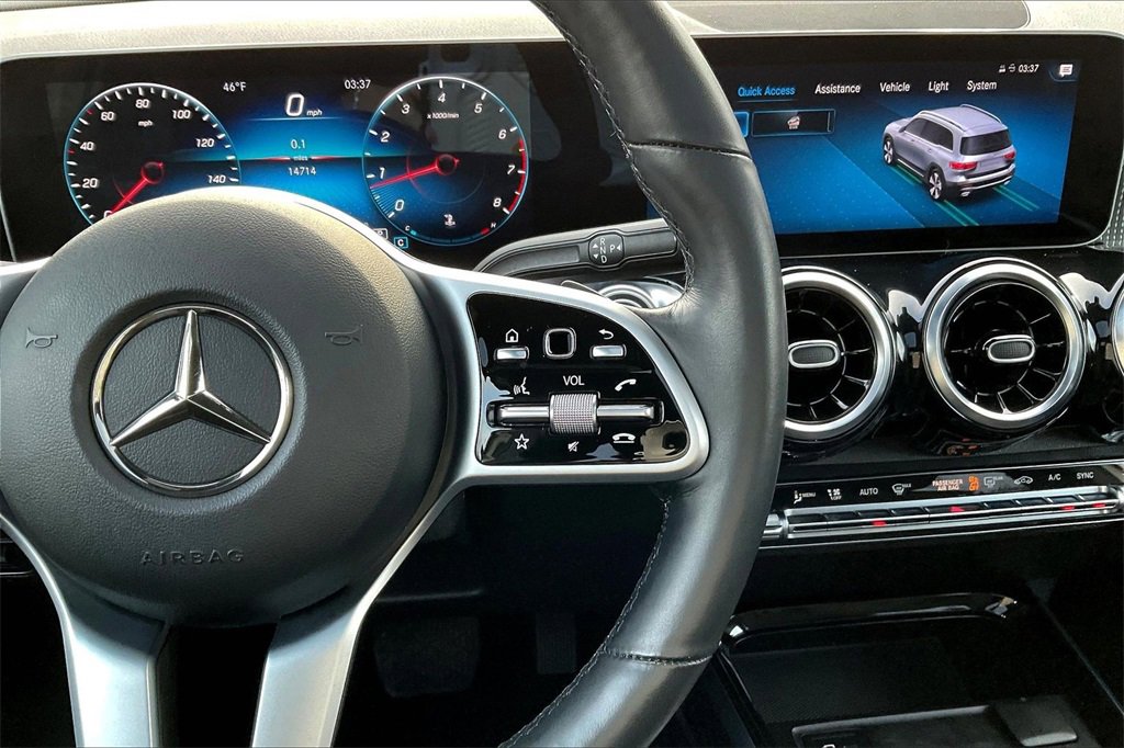 Used 2021 Mercedes-Benz GLB 250 GLB 250 image 12