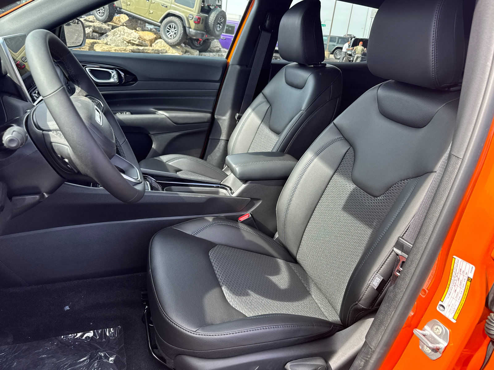 New 2026 Jeep Compass Latitude AWD/4WD image 9
