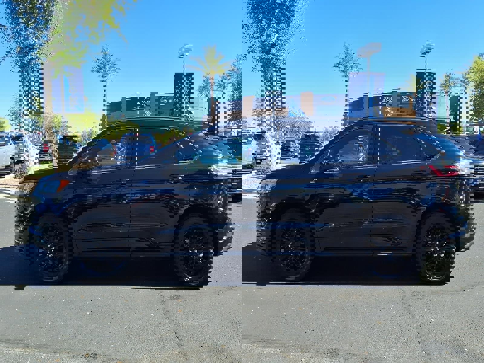 Used 2022 Ford Edge ST-Line image 7