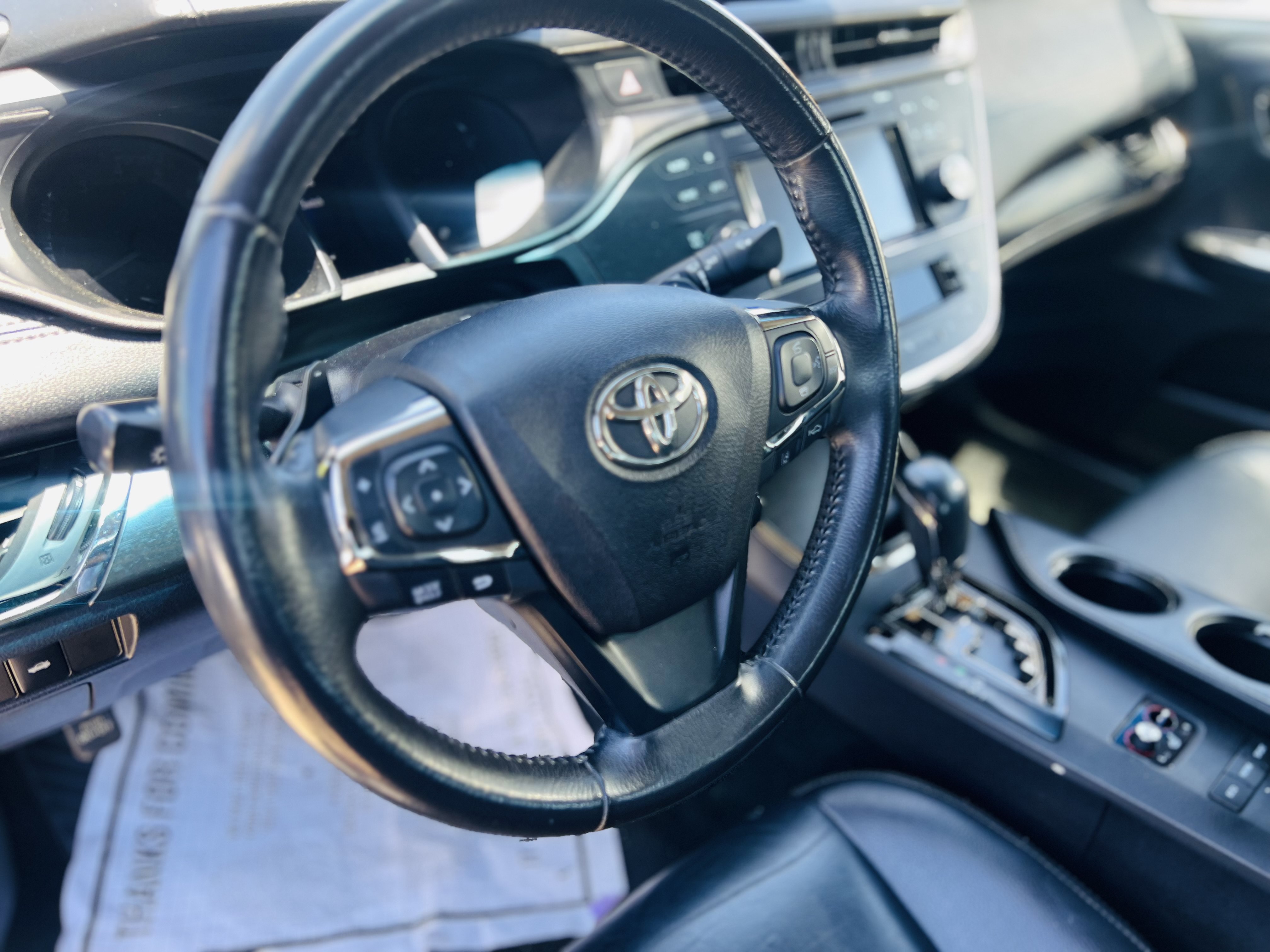 Used 2018 Toyota Avalon XLE FWD image 15