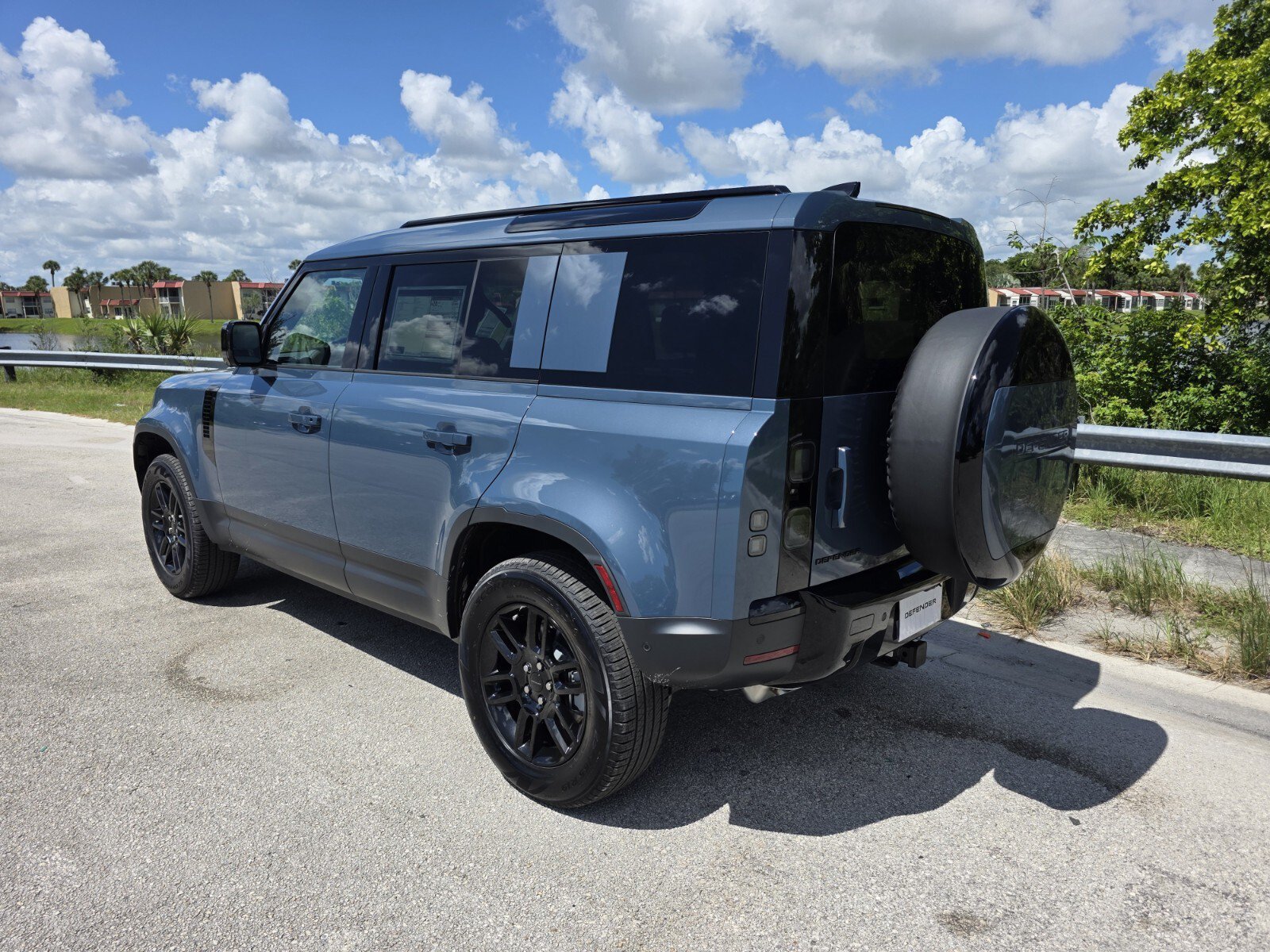 New 2026 Land Rover Defender 110 S AWD/4WD image 2