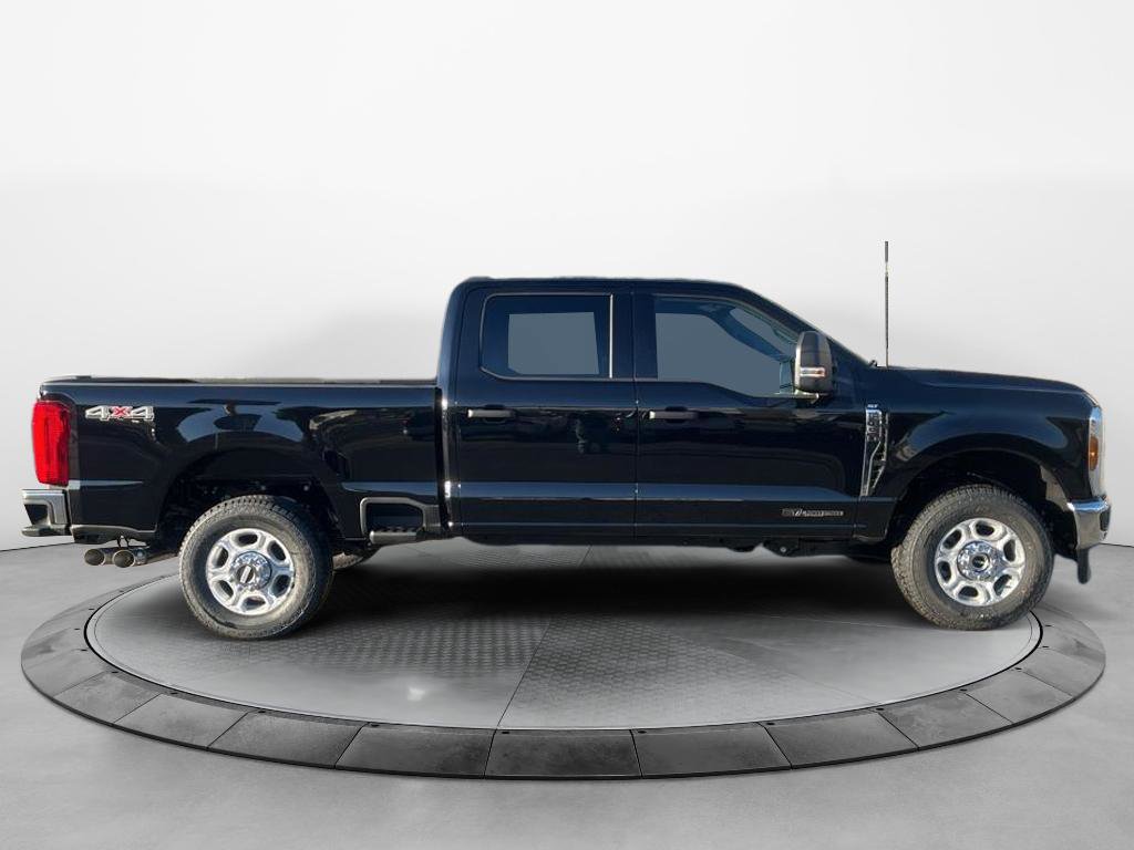 New 2026 Ford F350 XLT image 7