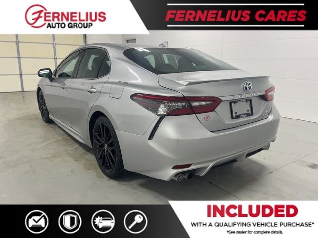 Used 2021 Toyota Camry XSE w/ Cold Weather Package image 6