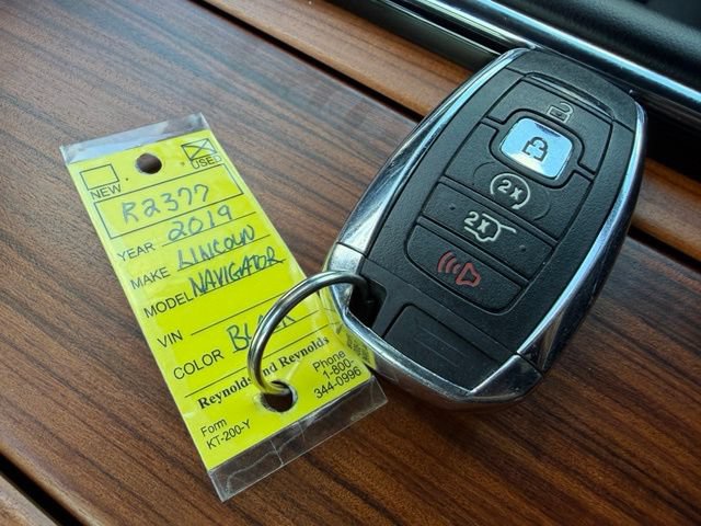 Used 2019 Lincoln Navigator Reserve AWD/4WD image 51
