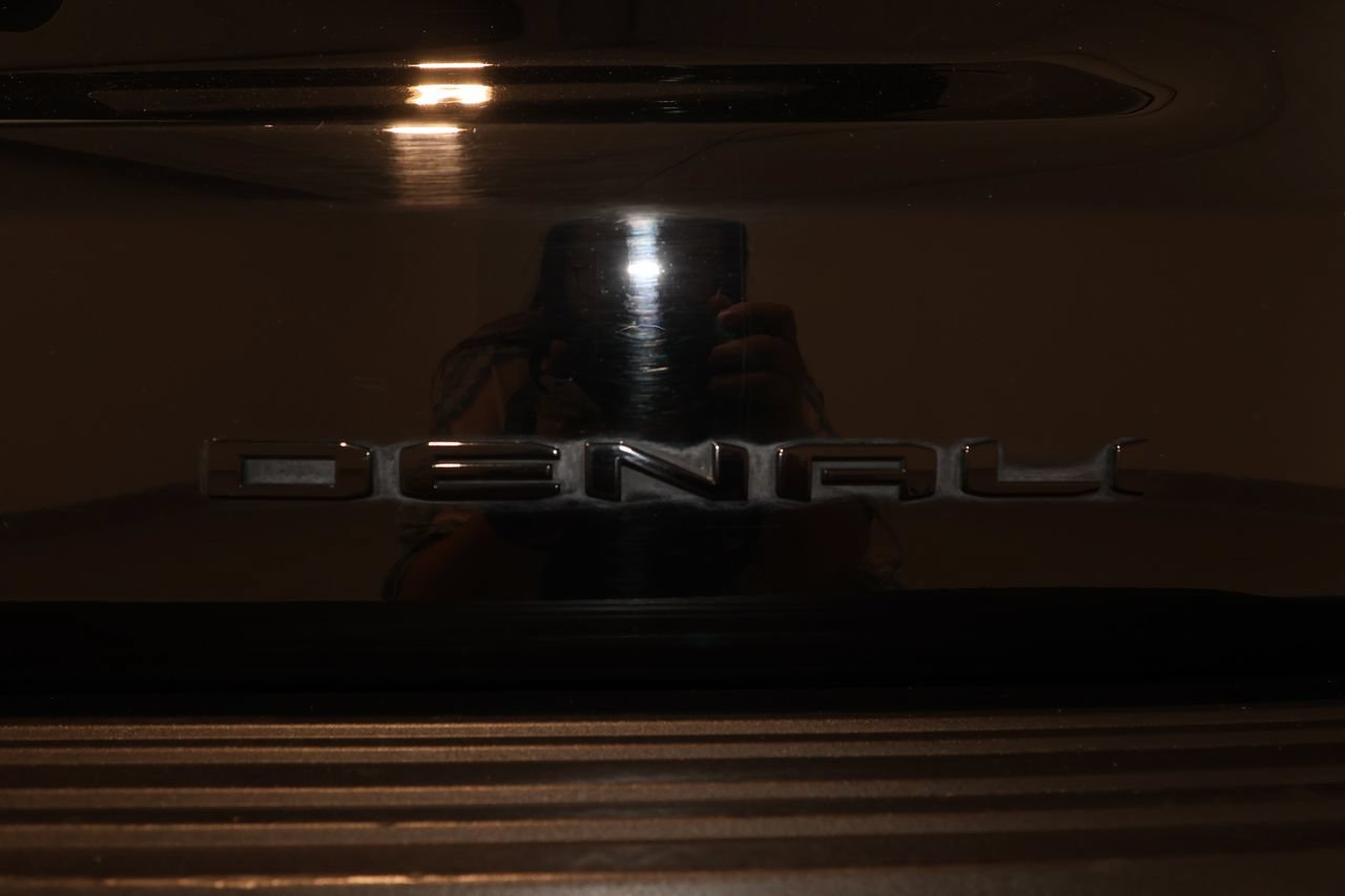 Used 2024 GMC Yukon XL Denali Ultimate AWD/4WD image 41