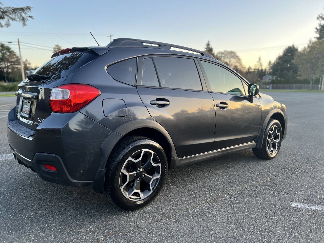 Used 2014 Subaru Crosstrek 2.0i Premium AWD/4WD image 5