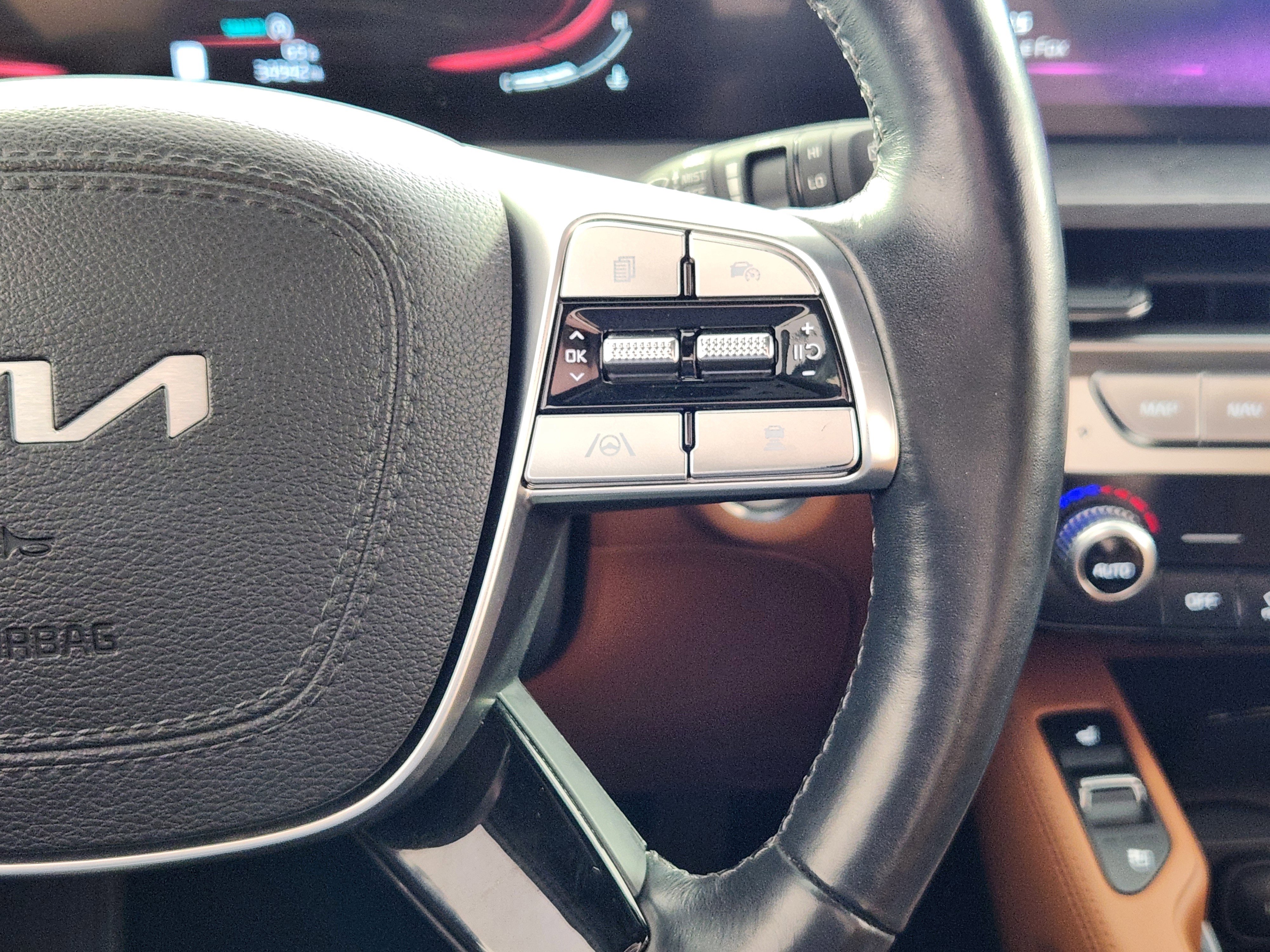 Used 2023 Kia Telluride EX X-Line image 19