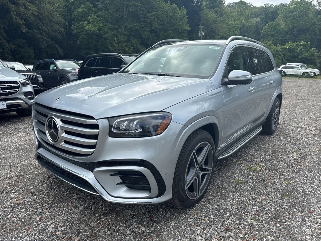 New 2026 Mercedes-Benz GLS 450 4MATIC image 3