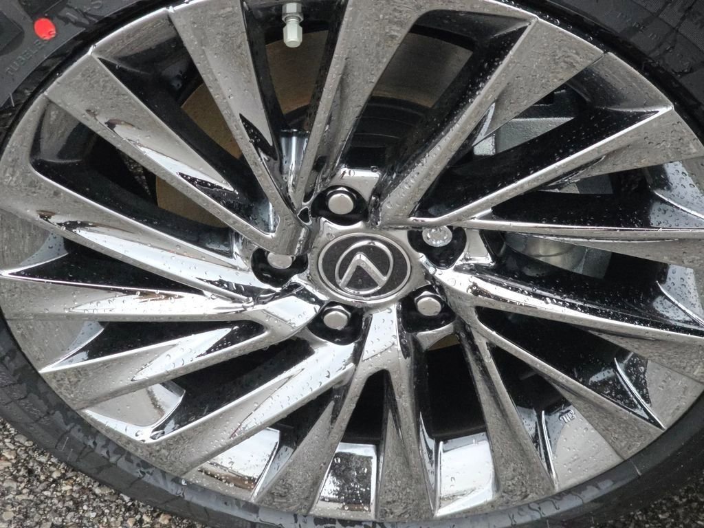 New 2025 Lexus ES 350 Luxury image 17