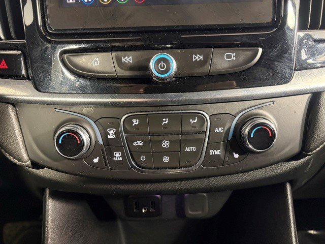 Certified 2023 Chevrolet Traverse LT w/ LPO, Floor Liner Package image 15