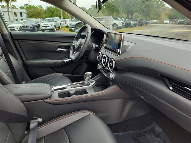 Used 2023 Nissan Sentra SR w/ SR Premium Package image 31