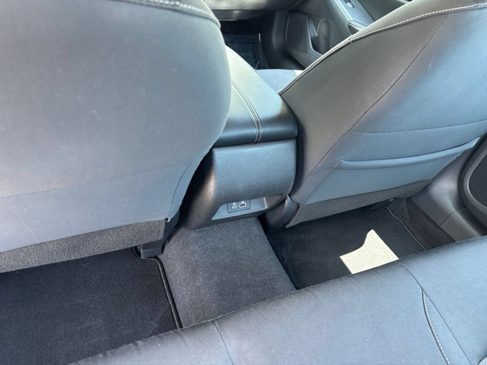 Used 2025 Nissan Altima 2.5 SV FWD image 23