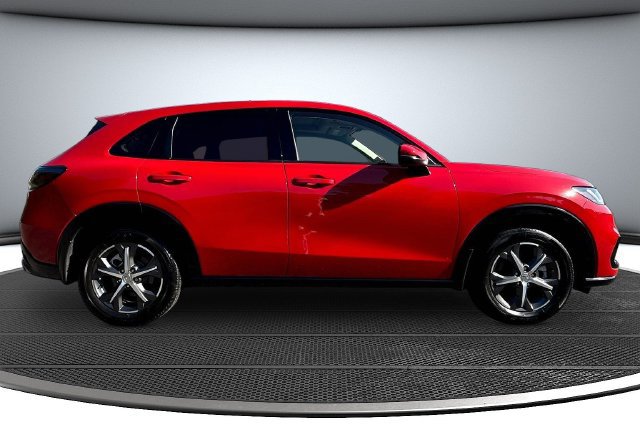 Used 2023 Honda HR-V EX-L image 4