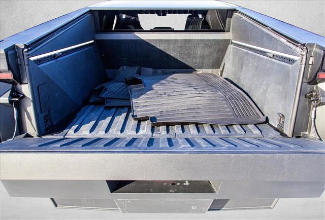 Used 2024 Tesla Cybertruck Cyberbeast image 28