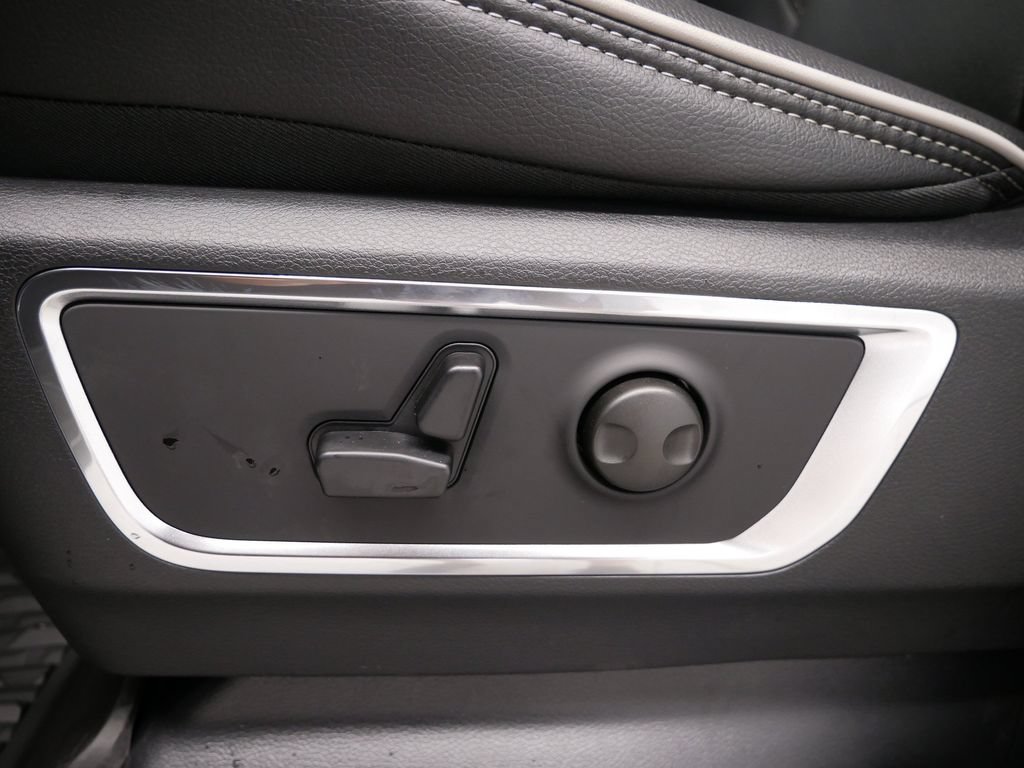 New 2026 RAM 1500 Laramie w/ Night Edition AWD/4WD image 21