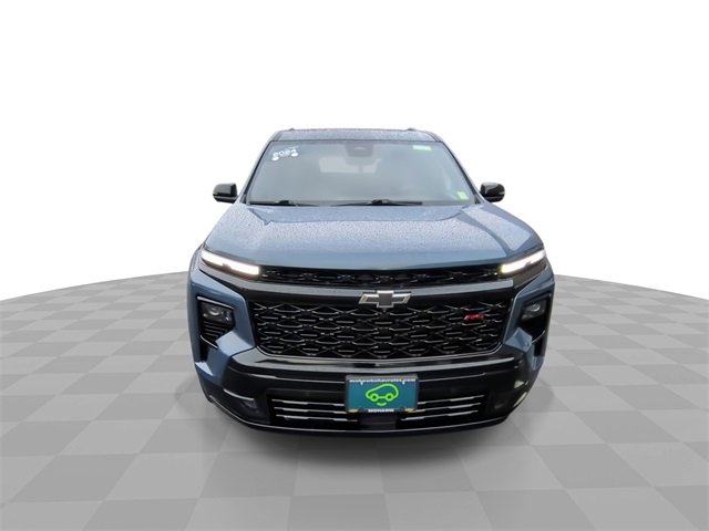Used 2024 Chevrolet Traverse RS image 3