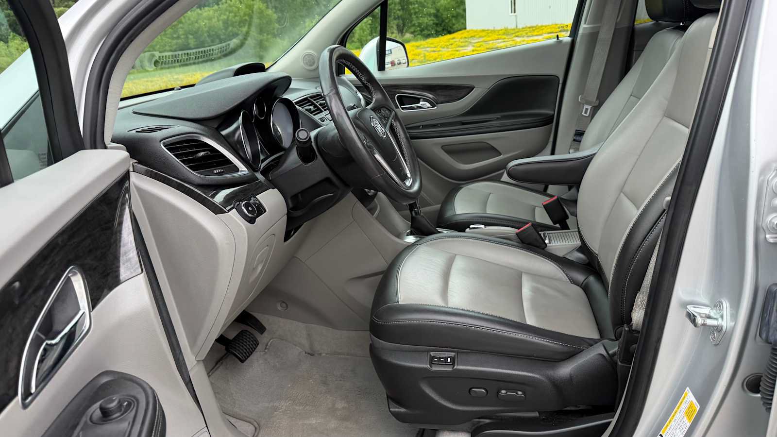 Used 2016 Buick Encore Leather w/ Experience Buick Package AWD/4WD image 7