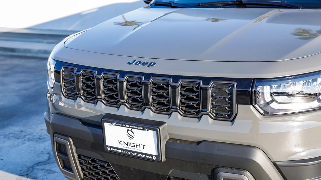 New 2026 Jeep Cherokee Laredo AWD/4WD image 6