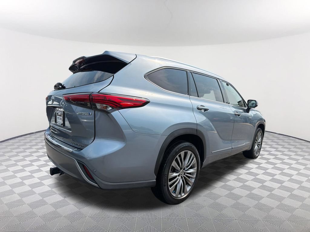 Used 2020 Toyota Highlander Platinum FWD image 5