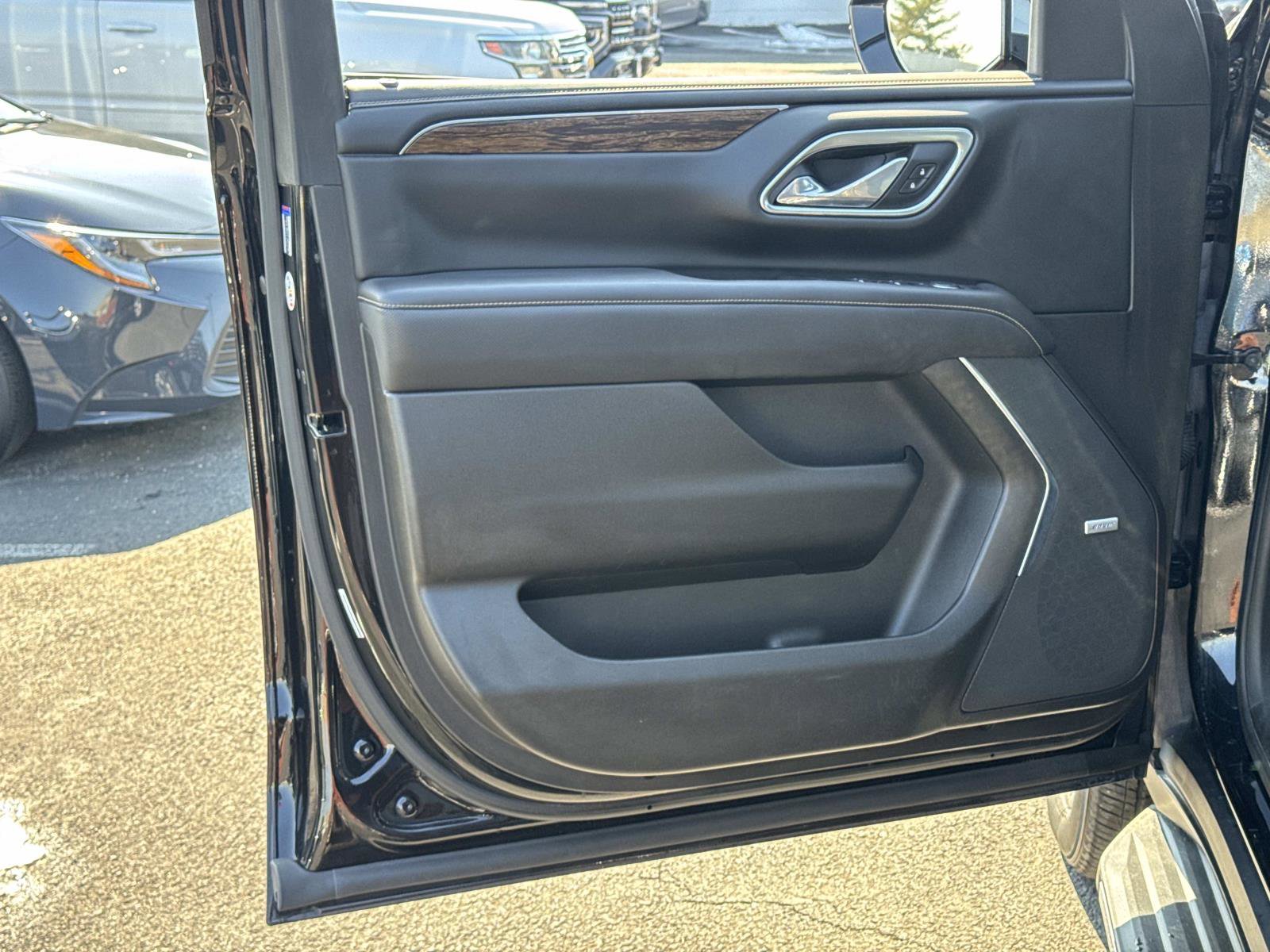 Used 2021 Chevrolet Tahoe Premier image 17