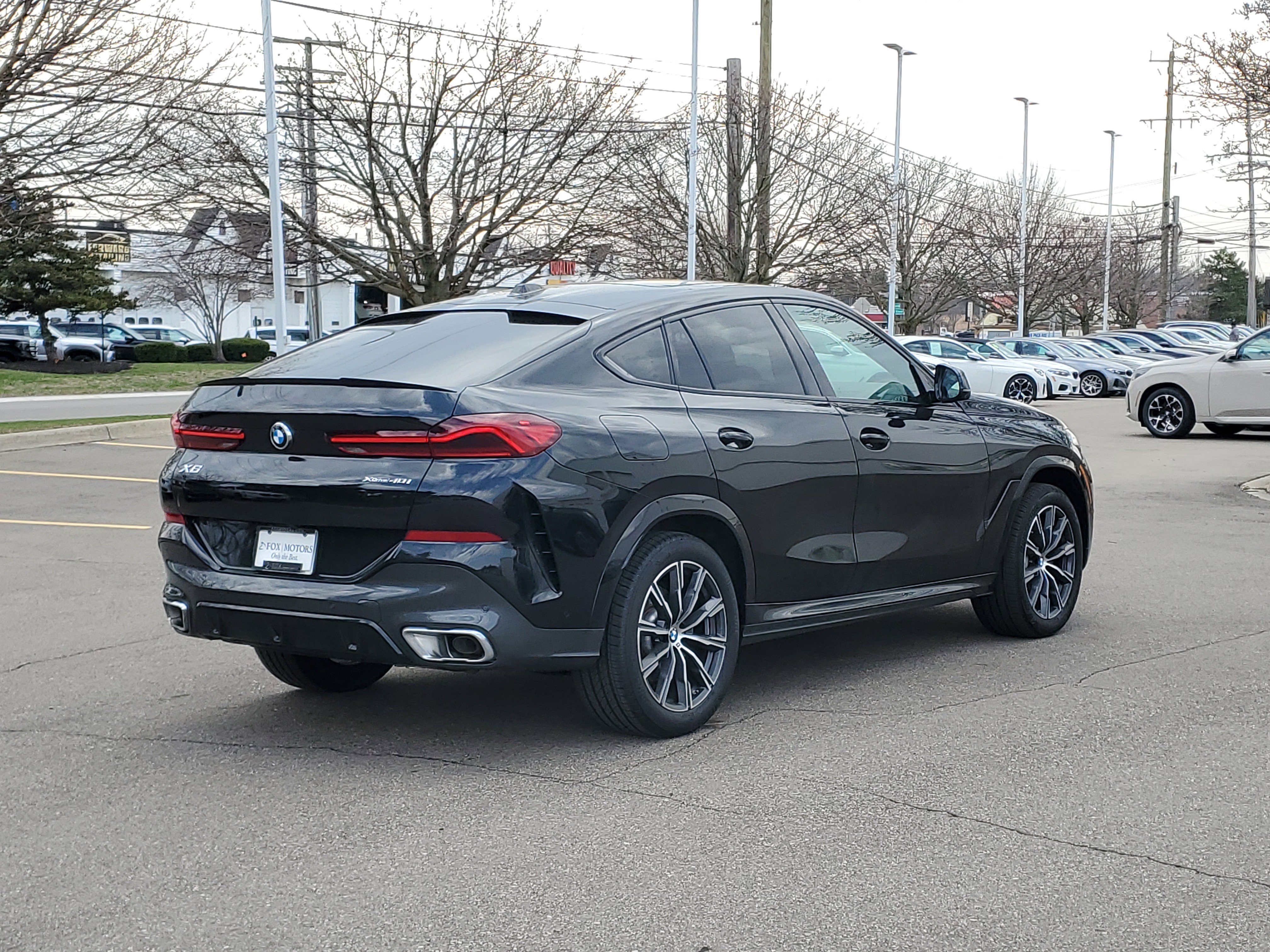 Certified 2026 BMW X6 xDrive40i w/ Climate Comfort Package AWD/4WD image 3