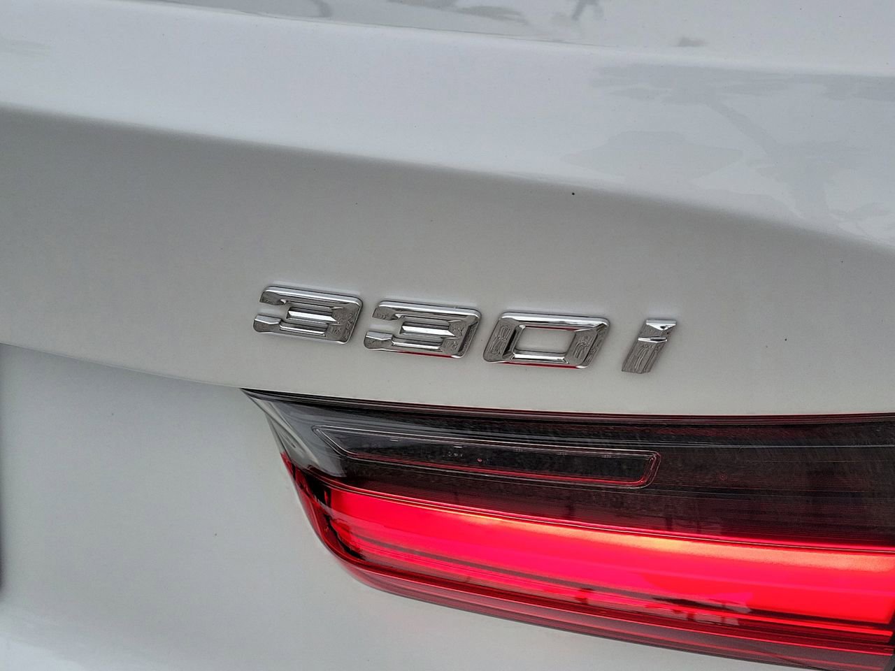 Used 2021 BMW 330i Sedan image 7