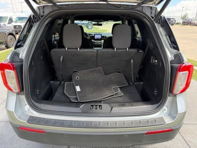 Certified 2020 Ford Explorer XLT RWD image 7