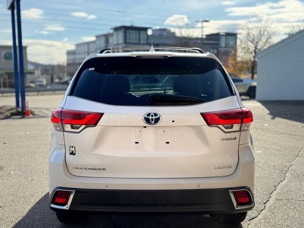 Used 2018 Toyota Highlander Limited image 5