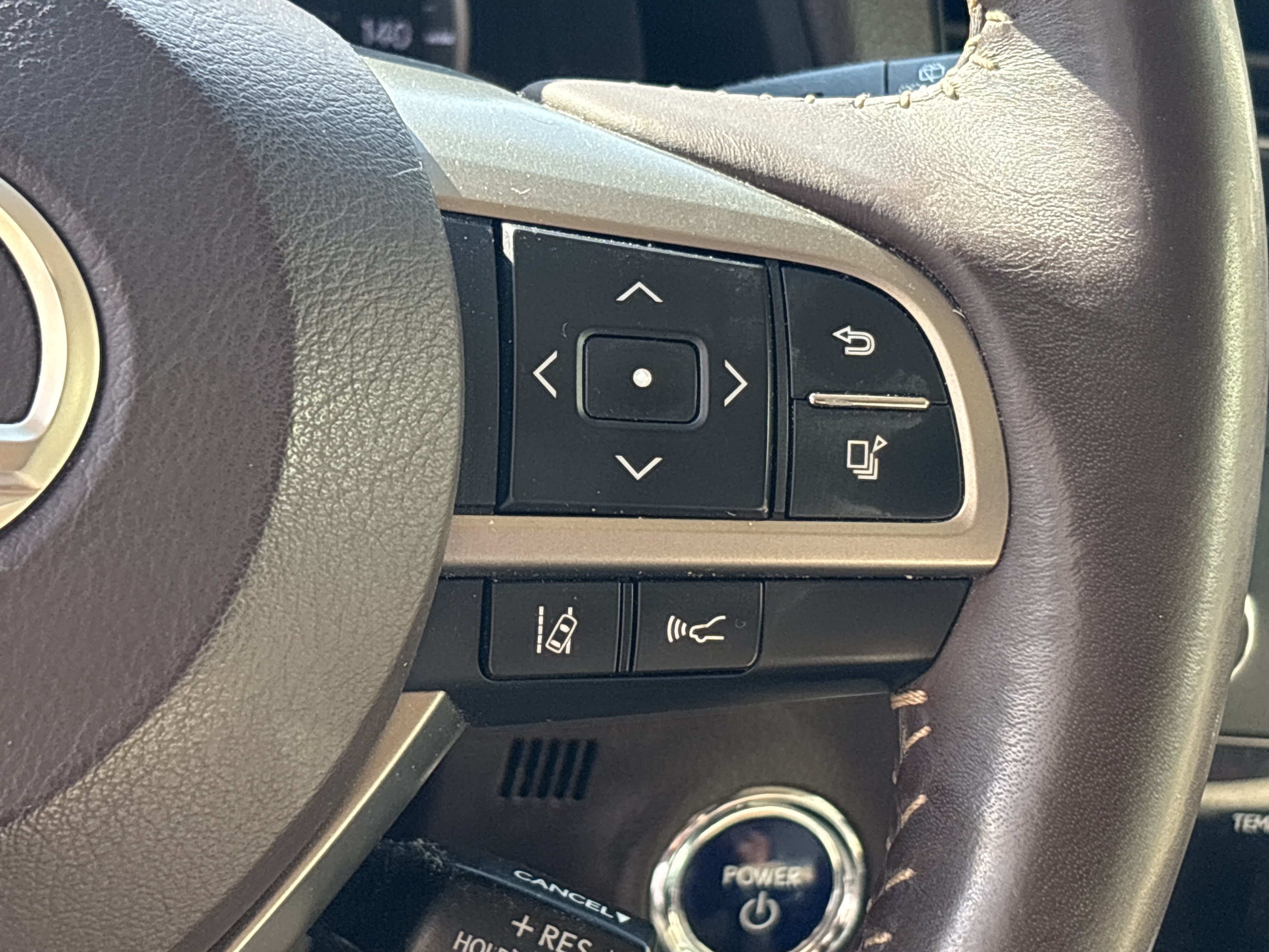 Used 2017 Lexus RX 450h AWD w/ Luxury Package image 20