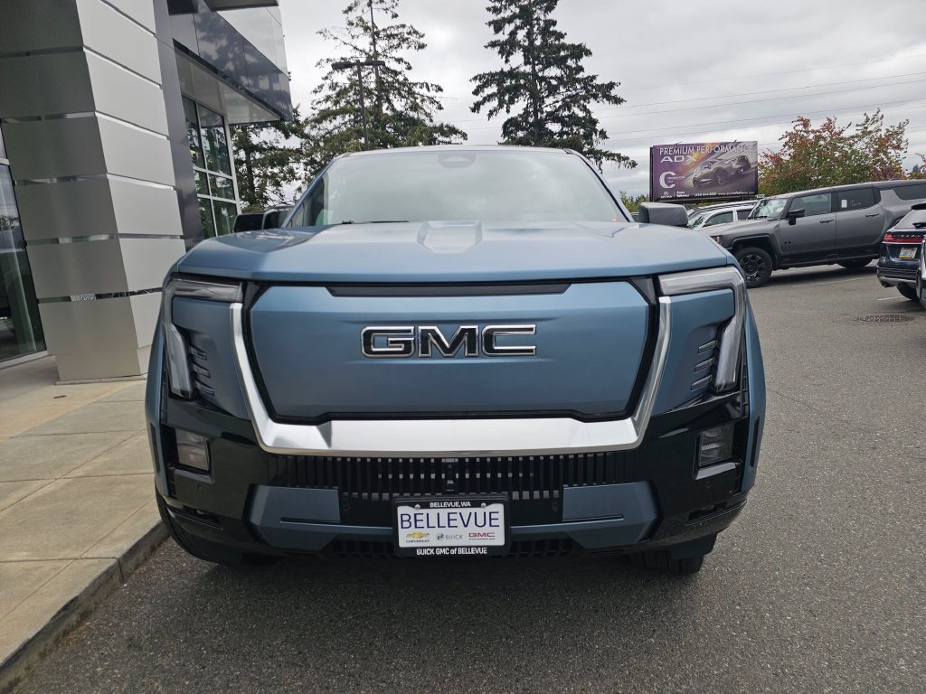 Used 2025 GMC Sierra EV Denali AWD/4WD image 2