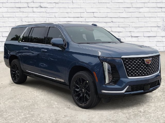 New 2026 Cadillac Escalade ESV Luxury AWD/4WD image 2
