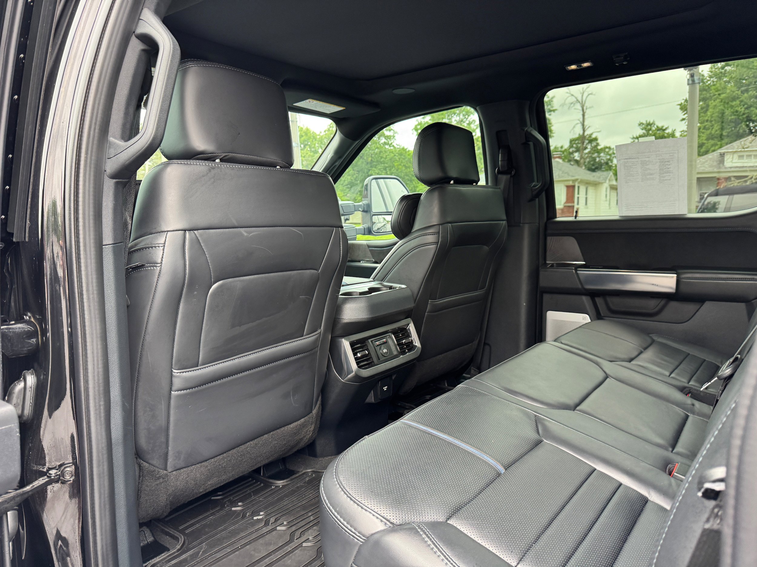 Used 2025 Ford F250 Platinum AWD/4WD image 12