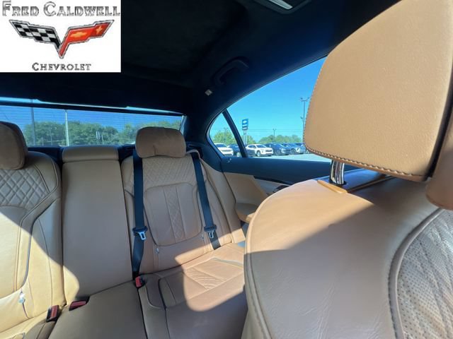 Used 2021 BMW 740i xDrive w/ Luxury Rear Seating Package AWD/4WD image 14