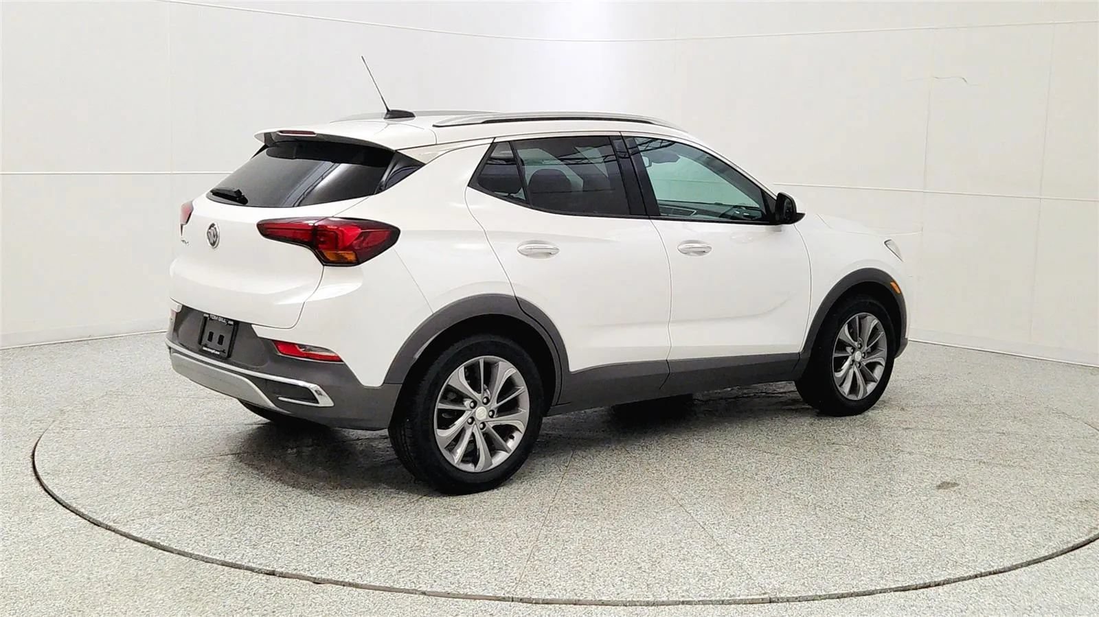 Used 2023 Buick Encore GX Essence w/ Experience Buick Package FWD image 7
