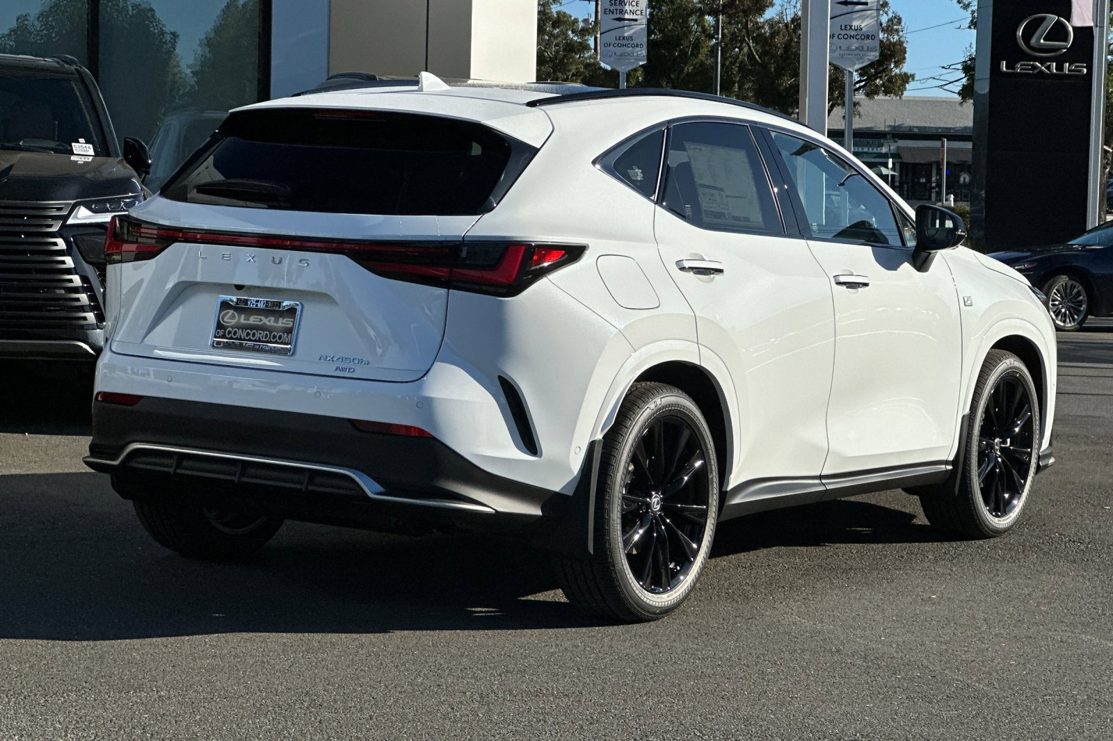 New 2026 Lexus NX 450h+ F Sport image 4