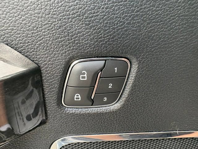 Used 2019 Ford F250 Lariat w/ Lariat Ultimate Package AWD/4WD image 30