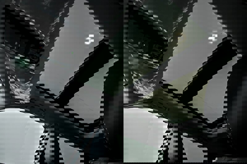 New 2025 Mitsubishi Outlander AWD image 15