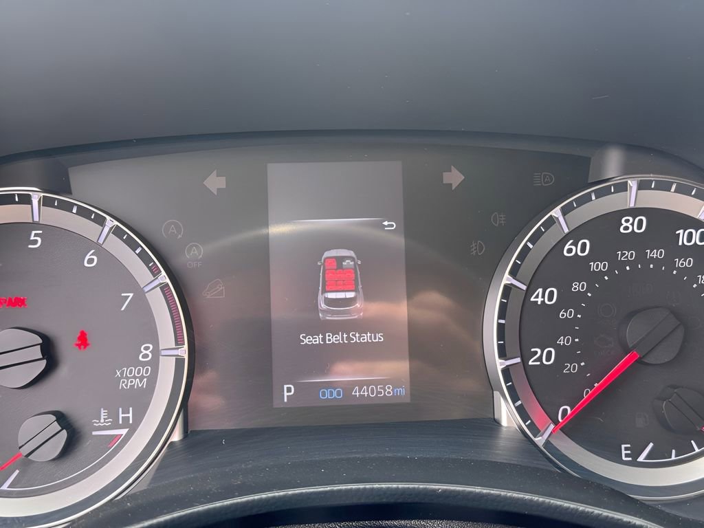 Used 2021 Toyota Highlander LE AWD/4WD image 20