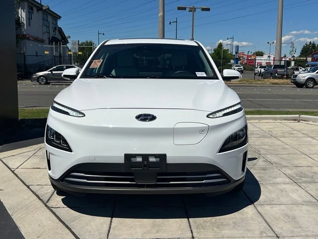 Certified 2023 Hyundai Kona Limited w/ Cargo Package FWD image 4