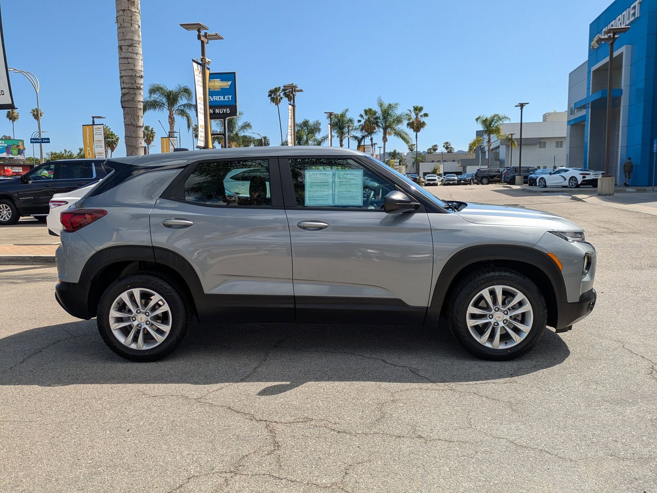 Used 2023 Chevrolet TrailBlazer LS image 4