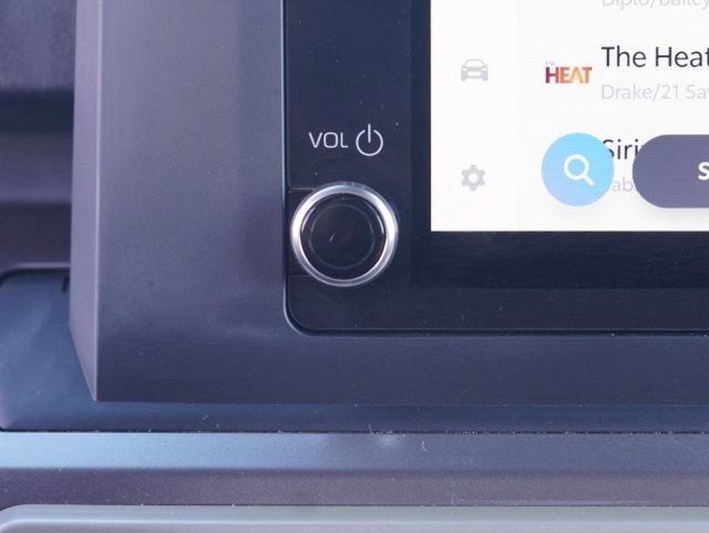 Certified 2025 Toyota Tacoma SR5 image 26