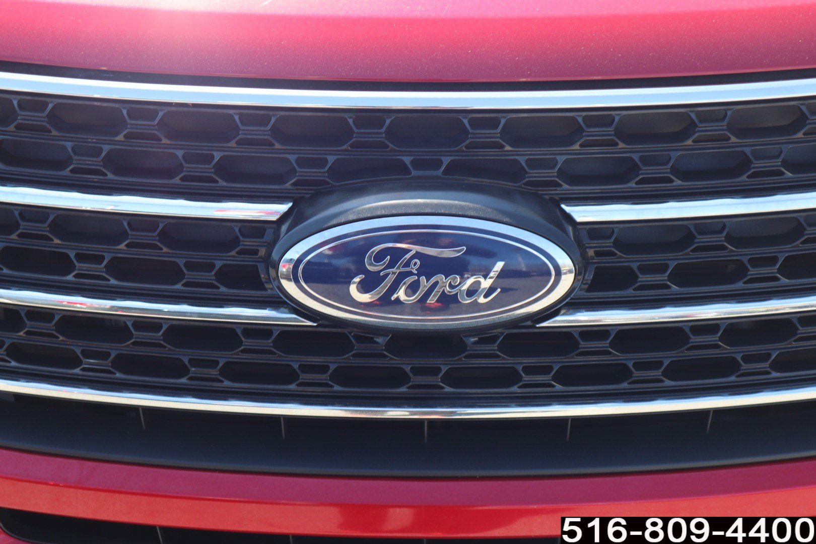 Used 2022 Ford Explorer XLT w/ Equipment Group 202A AWD/4WD image 36