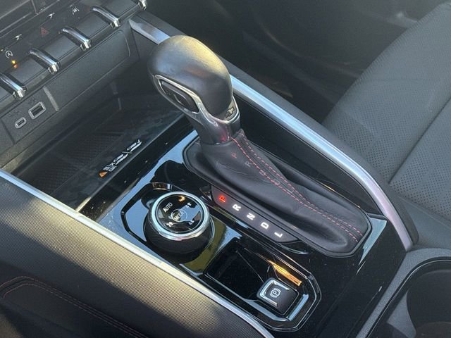 Used 2025 Chevrolet Colorado Z71 w/ Technology Package image 15