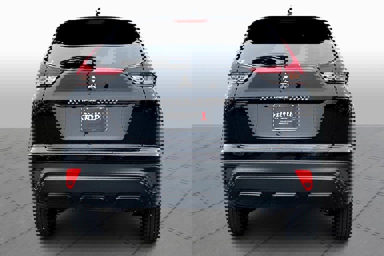 Used 2023 Mitsubishi Eclipse Cross LE image 5