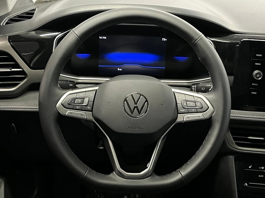 New 2026 Volkswagen Taos SE AWD/4WD image 9